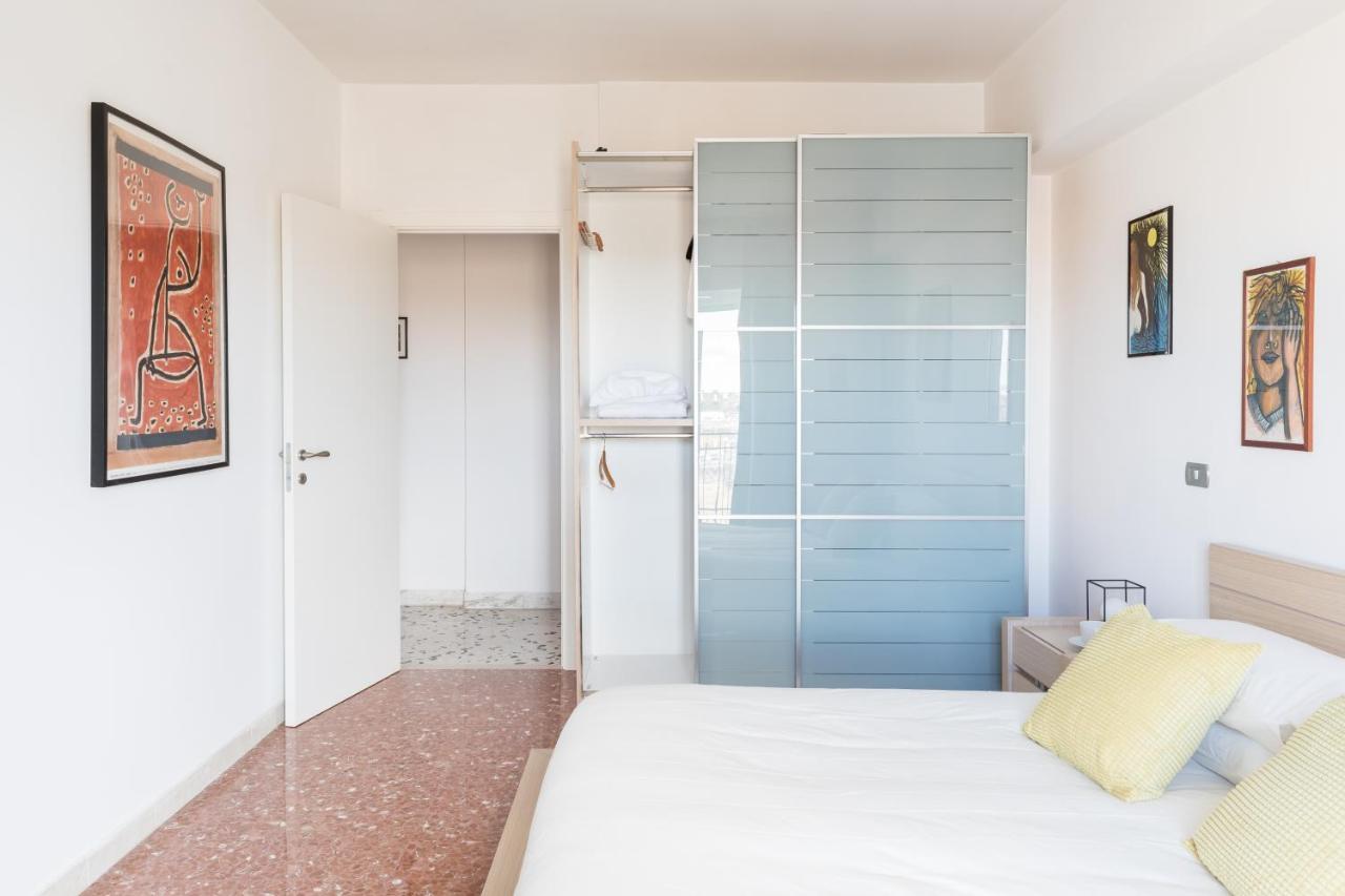 Amoretti Apartment, 6 Persone, 3 Camere, 2 Bagni, Balcone, Wi-Fi, Metro B Monti Tiburtini Rome Buitenkant foto
